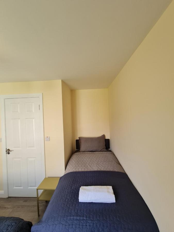 Cosy Self Contained Space Near Dublin Airport エクステリア 写真